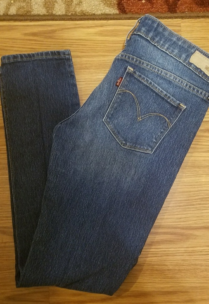 Levis modern rise skinny sz 30
